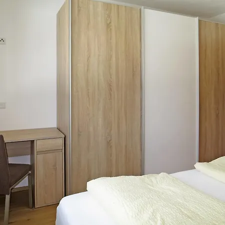 Ferienwohnung 130w Apartment